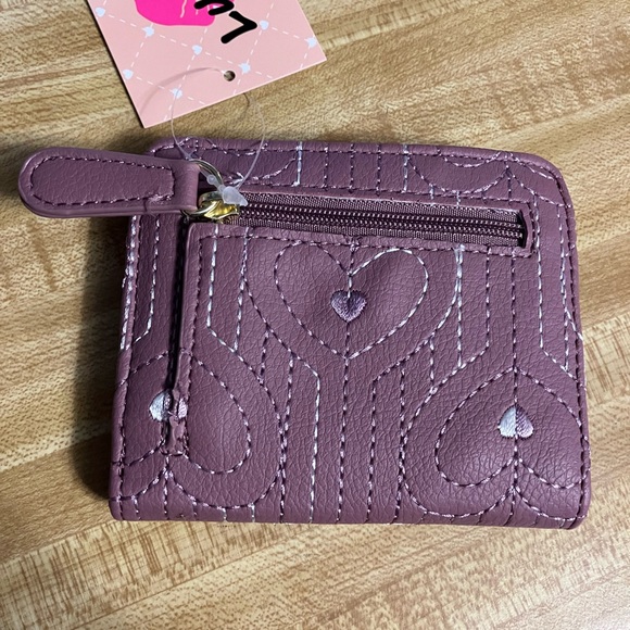 🌸Betsey Johnson Wallet - Picture 2 of 5